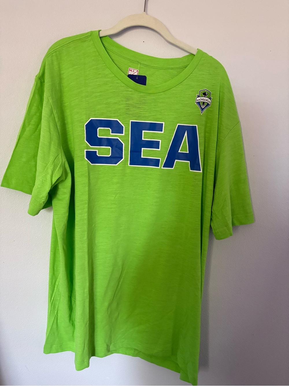 Men's SEA Short Sleeve T-Shirt - Bright Green Fan Tee